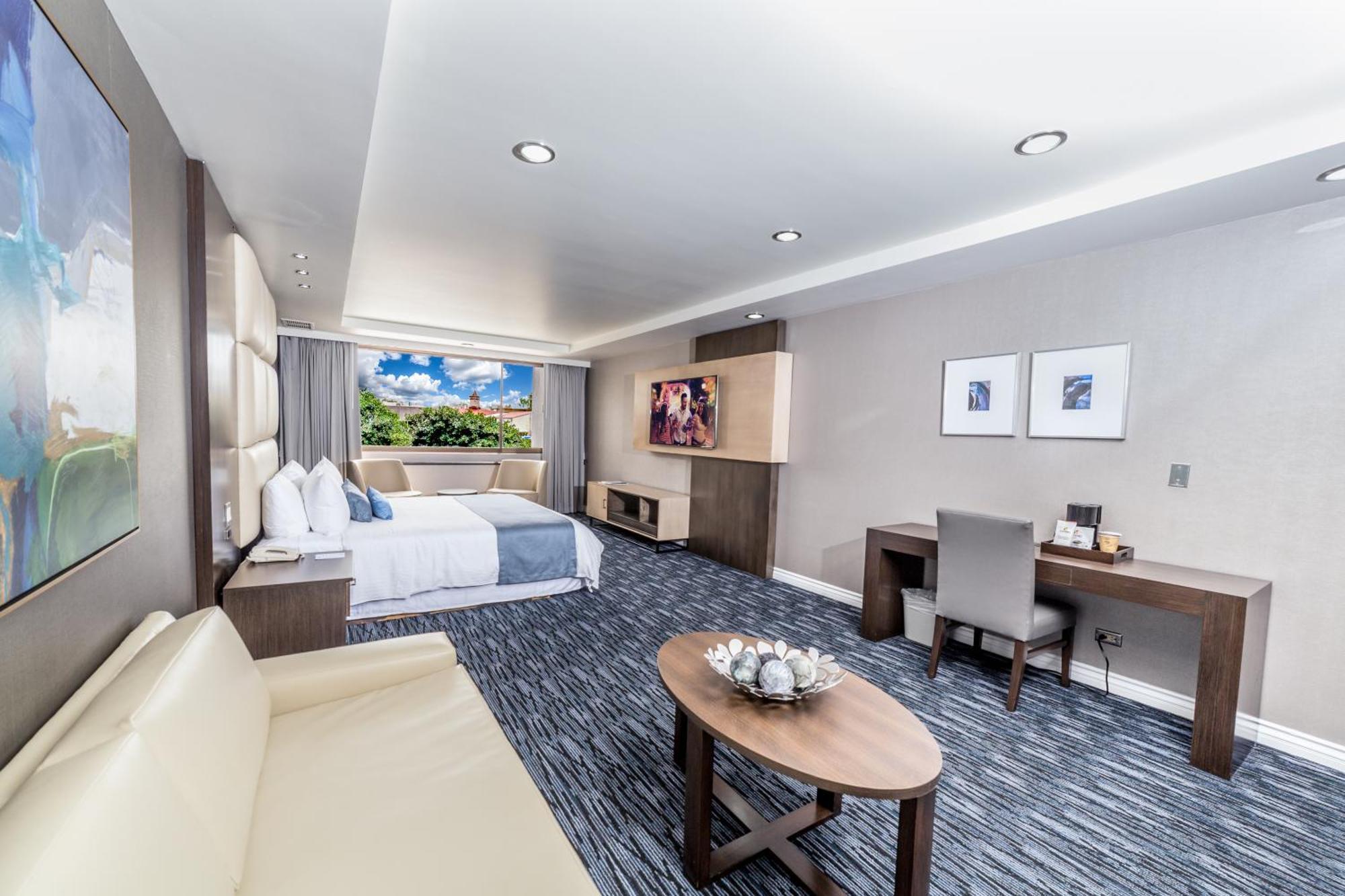 Junior Suite