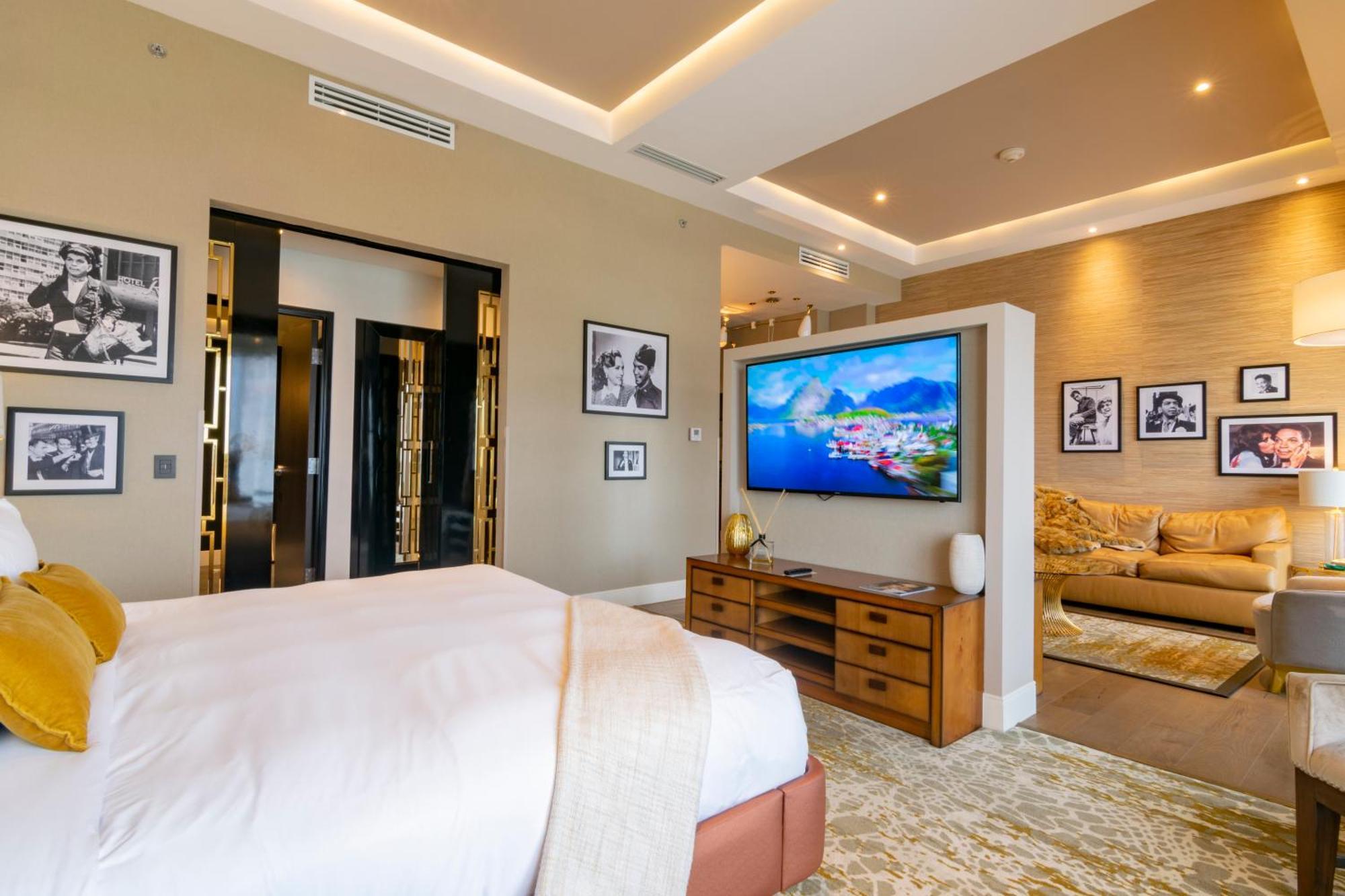 Loft 1 King Bed