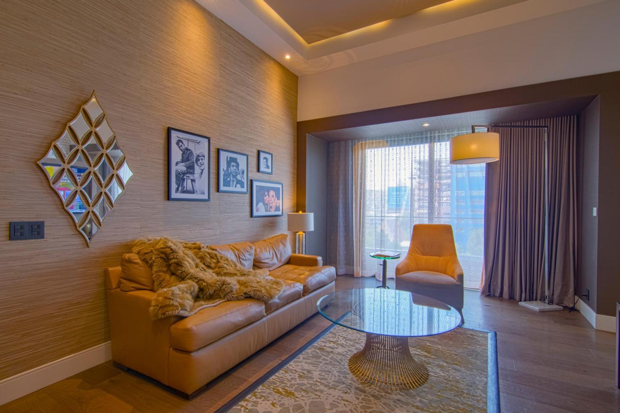 Loft 1 King Bed
