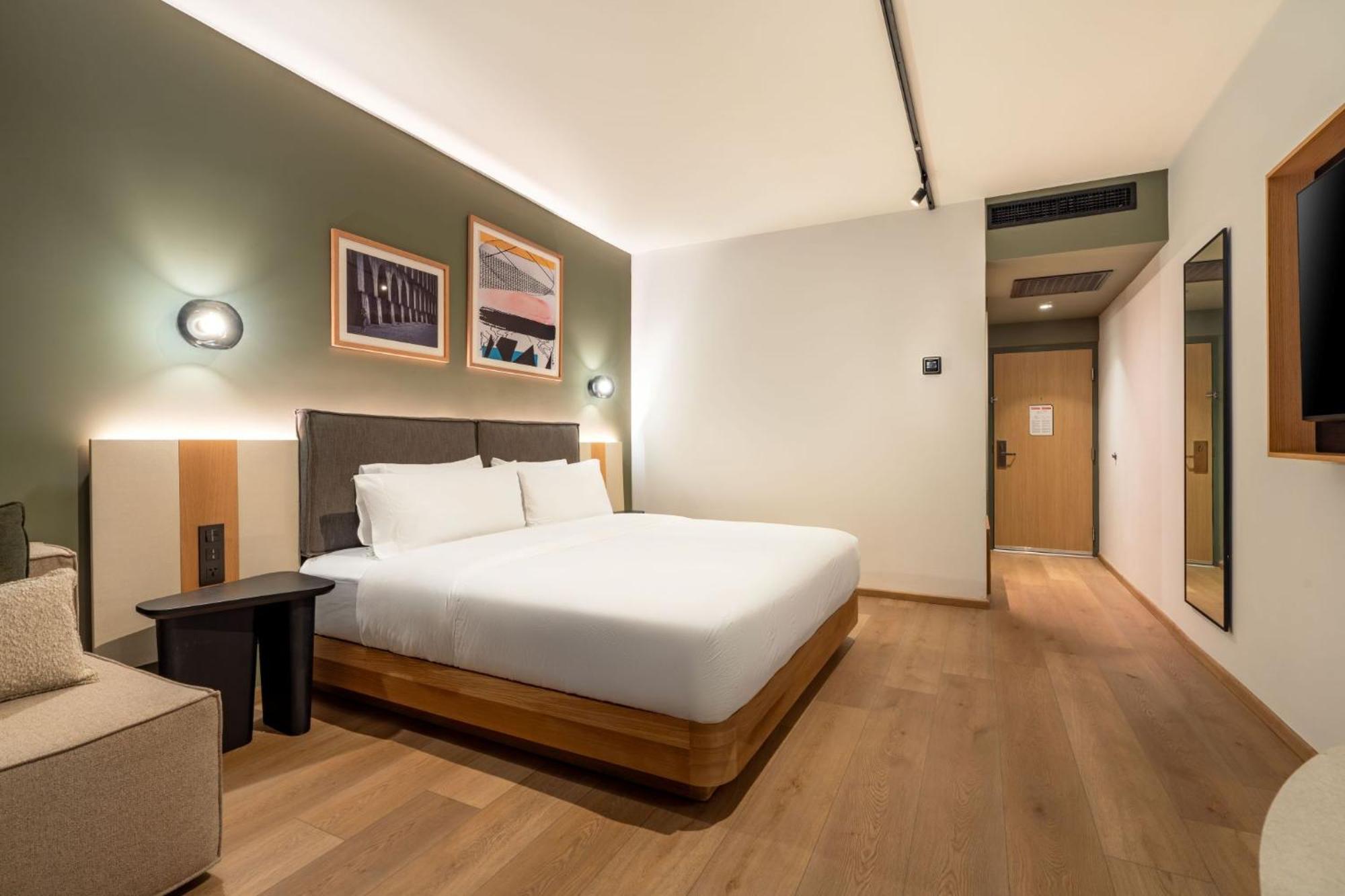 King Room