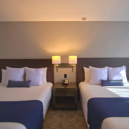 Grand Hotel Tijuana-2